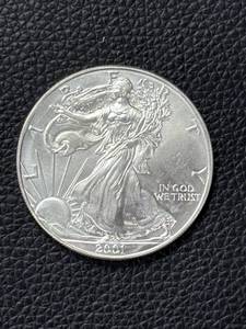 lot 218 image: 2001 American Silver Eagle, 1 oz Fine Silver Coin