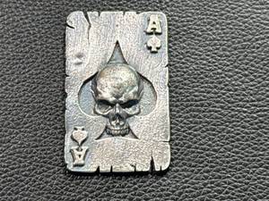 lot 24 image: Silver Ace of Spades Card 1.7 oz