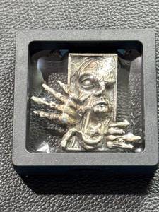 lot 30 image: 4.5 Troy Ounce .999 Silver Figurine Bar with Skeleton Design