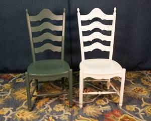 lot 8 image: Set of Two Nichols and Stone Wooden Chairs