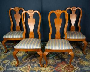 lot 17 image: Set of 4 Stanley Furniture Side Chairs  Blue, Cream & Yellow Upholstery