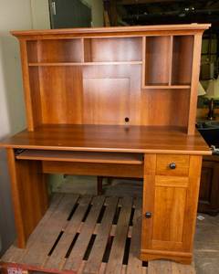 lot 38 image: Laminate Desk - 47.5W x 55T