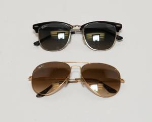 lot 92 image: Set of Two Ray-Ban Sunglasses