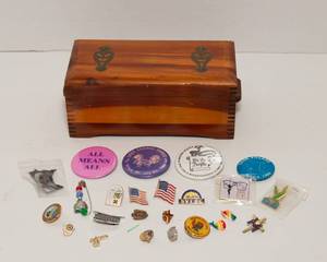 lot 113 image: Miscellaneous Pins and Brooches with Wooden Box