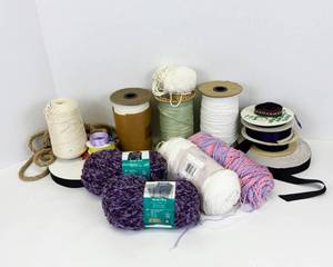 lot 54 image: Fiber Art Craft Supplies