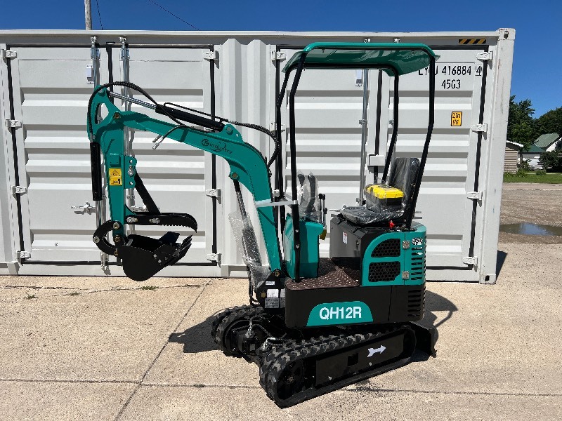 lot 4393 image: 2025 CFG Mini Excavator (QH12R)