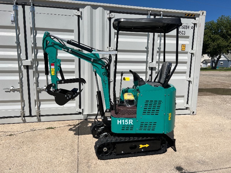lot 4098 image: 2025 CFG Mini Excavator (H15R)