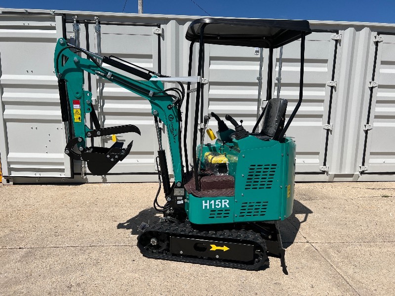 lot 4298 image: 2025 CFG Mini Excavator (H15R)
