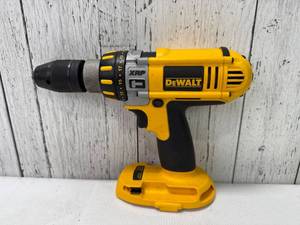 lot 9029 image: DeWalt DC925 18V XRP Cordless DrillDriverHammer Drill