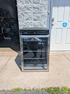 NIPUS BUILT-IN BEVERAGE COOLER