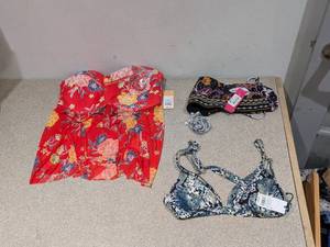 lot 37 image: (3) NEW ASSORTED SWIMWEAR TOPS (LARGE)