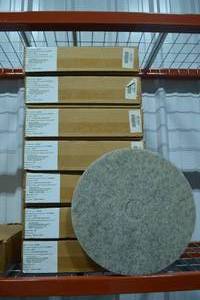 lot 40 image: Tan Floor Cleaning Pads