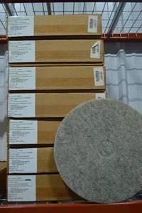 lot 43 image: FP-PORKO plus 20 Floor cleaning pads