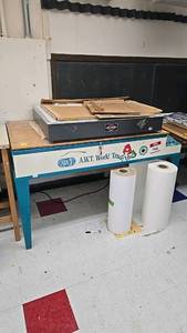 lot 88 image: nuArc Pro-Light 1 Screen Printing Exposure Unit, ManualAuto Settings and contents.