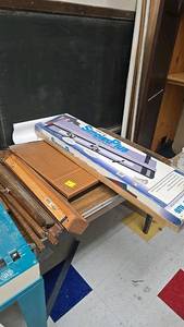 lot 89 image: Logan Simplex Plus 750 Mat Cutter, paper cutter and all contents.