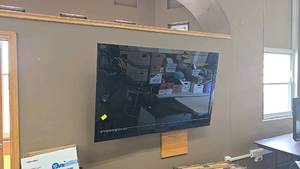 lot 131 image: Vizio M3D650SV 65 LED TV, 1080p Full HD, and black corner desk included.