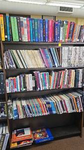 lot 226 image: Large Collection of Science and History Books, 100 Titles, 1990s-2020s