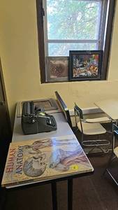 lot 231 image: R.C. Allen VisOmatic Manual Typewriter, 1950s, and content of table with pictures.