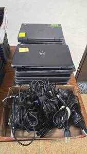 lot 335 image: (20)Dell Chromebook 11 3180, and HP Chromebook, Intel Celeron N3060, 4GB RAM, 16GB Storage