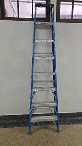 lot 546 image: Keller M06EL678 Fiberglass Step Ladder, Type I, 8 Steps, 250 lbs Capacity