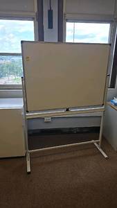 lot 575 image: Double-sided Whiteboard on Stand, Flippable, 6ft x 4ft, Metal Frame