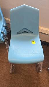 lot 581 image: (4), Blue Stackable Chairs, Plastic Seat with Metal Legs