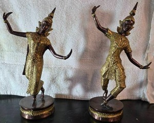 lot 83 image: Solid Bronze Gilt Gold Hindu Dancers