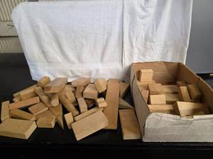 lot 100 image: PLAYSKOOL Building blocks