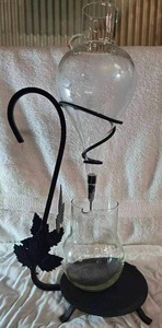 lot 104 image: The Vintage Austrian Wine Aerator Decanter