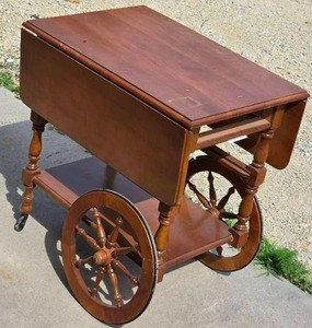 lot 127 image: Vintage Tea Cart