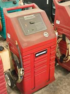 lot 5 image: MotorVac Steer Clean System 1000 Power Steering Cleaning System