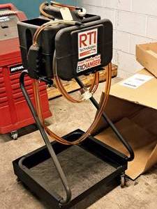 lot 18 image: RTI Technologies Power Steering Fluid Exchanger PSX-2