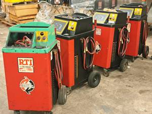 lot 109 image: Lot of (4) RTI Technologies Fluid Pro Automatic Transmission Fluid Exchanger ATX-2 (For Parts, Not Operational)