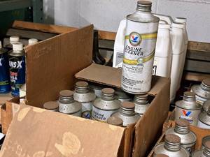 lot 128 image: Lot of (1 Box) Valvoline Engine Cleaner 16-oz Cans 12-count ( 12 total items )