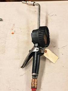 lot 160 image: Alemite 1500-PSI Metered Dispenser Valve #3620