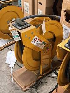 lot 196 image: Graco 4000 PSI Hose Reel with Hose  38 x 40 #224054 (in original packaging)