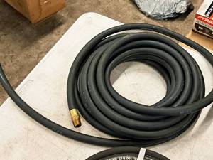 lot 213 image: Hose 12 x 