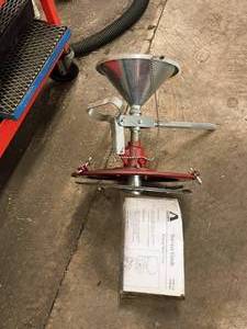 lot 228 image: Alemite Bearing Packer Pump