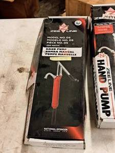 lot 249 image: Zee Line Hand Pump #DS (in original packaging)