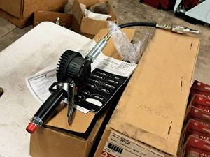 lot 138C image: Alemite ATF Electronic Metered Dispenser