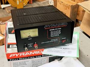 lot 279 image: Pyramid Regulated Power Supply #PS-21KX (in original packaging)