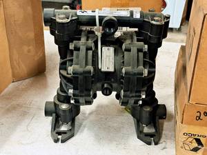 lot 371 image: Graco Husky Air Operated Inlet Diaphragm Pump #515 (in original packaging)