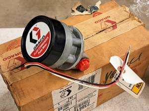 lot 378 image: Graco Pulse Meter #236763 (in original packaging)