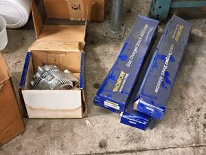 lot 406 image: (4) Monroe Large Bore LT Shocks 32259UMM and (1) Alternator 321-1301  10463956