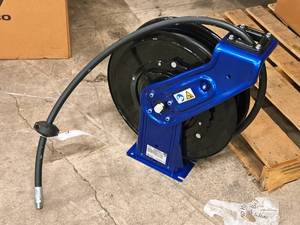 lot 190 image: Graco 2000-PSI Hose Reel with Hose #HPM65B (in original packaging)