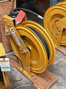 lot 200 image: Graco 4000 PSI Hose Reel with Hose  38 x 50 #224056 (in original packaging)