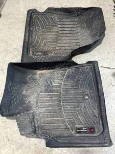 lot 35 image: Weather Tech Floor Mats