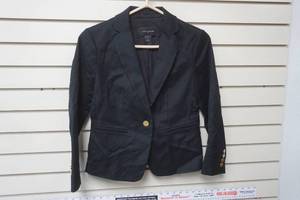 lot 35 image: Ann Taylor Waffle Knit Blazer (Black)