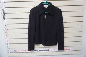 lot 36 image: St. John Collection by Marie Gray Knit Zip-Up Sweater