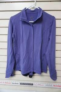 lot 54 image: Reebok Size Medium (light purple) Athletic Zip-Up